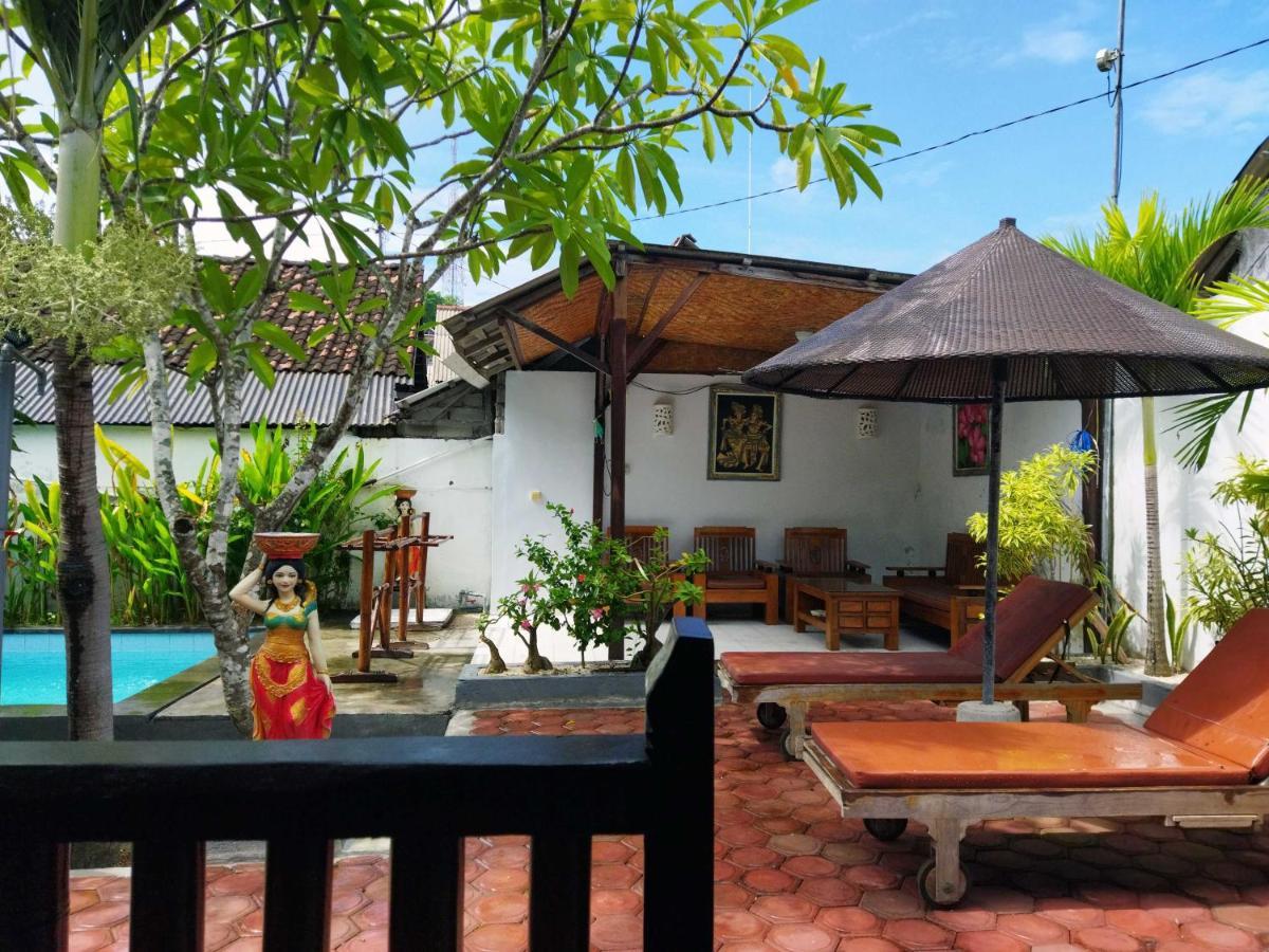 Pantai Bungalow Lembongan Island Exterior photo