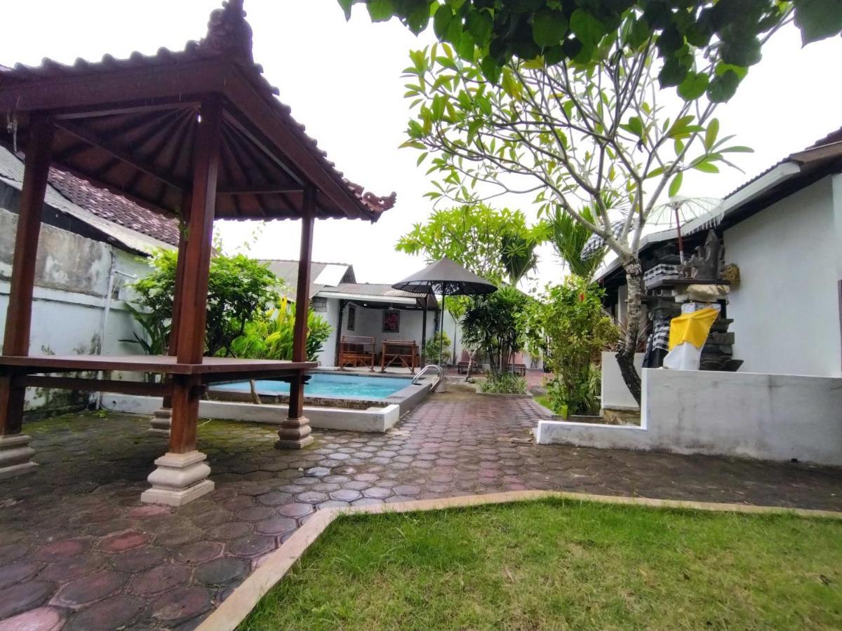 Pantai Bungalow Lembongan Island Exterior photo