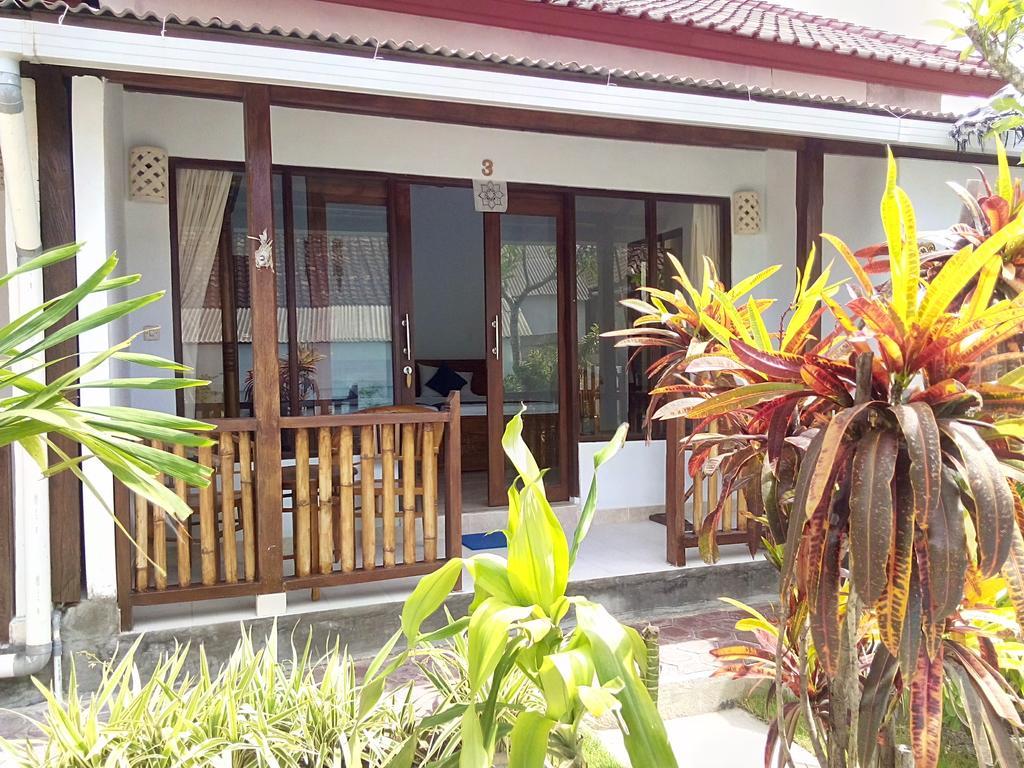 Pantai Bungalow Lembongan Island Exterior photo