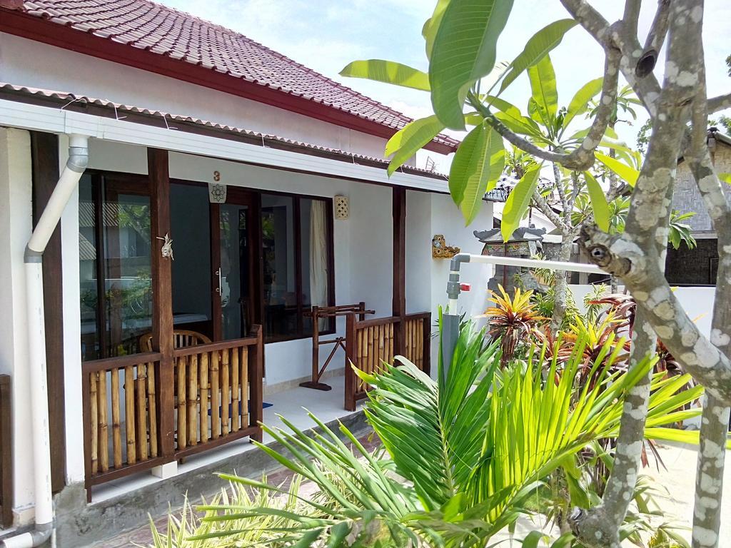 Pantai Bungalow Lembongan Island Exterior photo