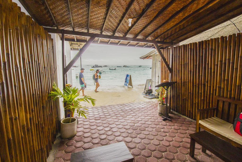 Pantai Bungalow Lembongan Island Exterior photo